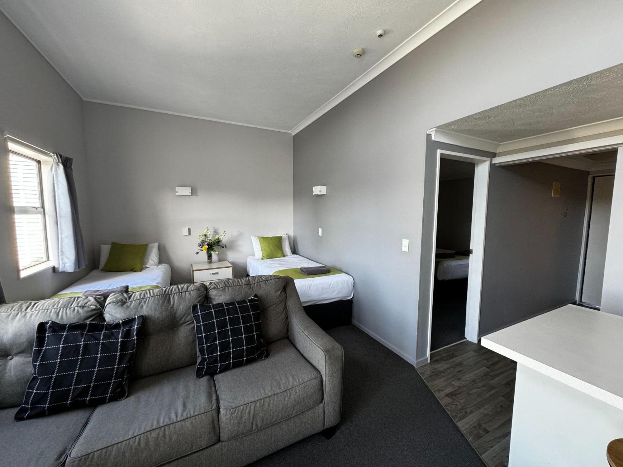 Wrights By The Sea Motel Paraparaumu